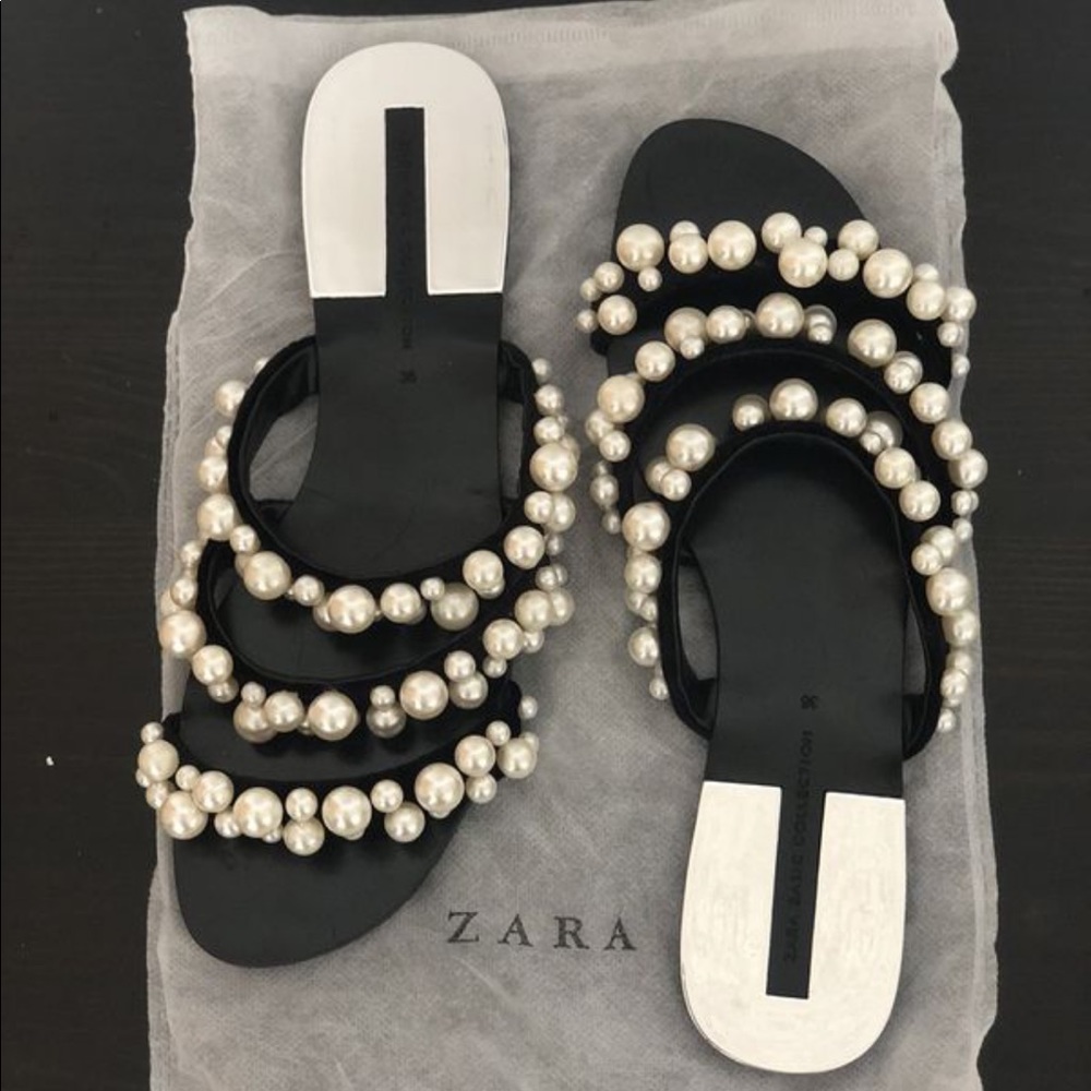 Zara Slides